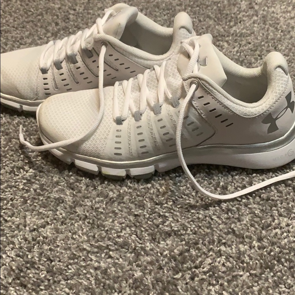 Like New Under Armour Shoes
